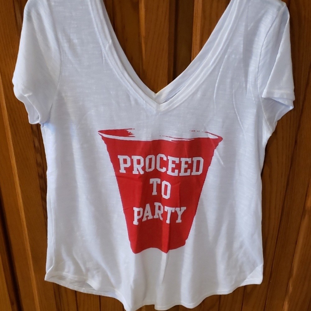 Toby Keith Red Solo Cup shirt size M fits like XL